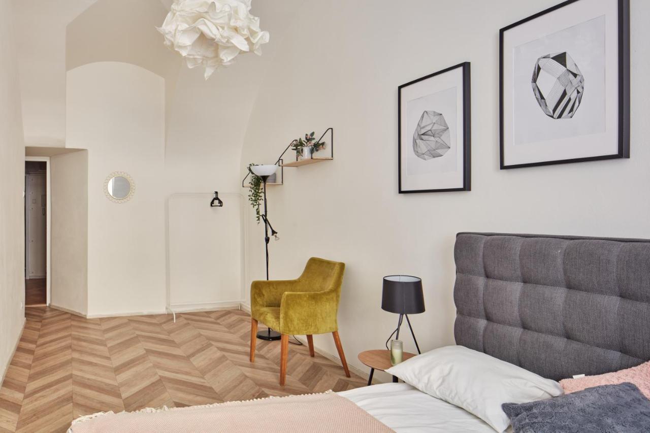 Cozy Flat In New Town By Prague Days Lejlighed Eksteriør billede